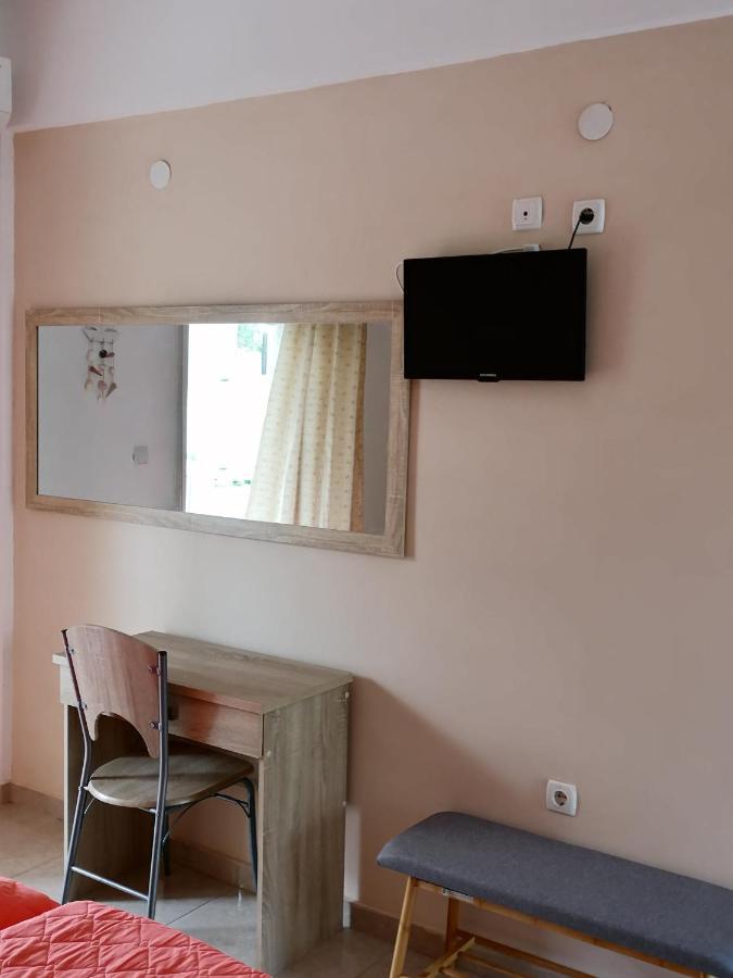 Porto Sun Apartment Pefkochori Exterior photo